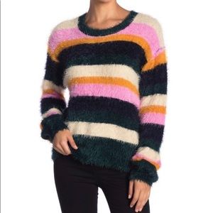 Woven Heart eyelash pullover sweater Sz M